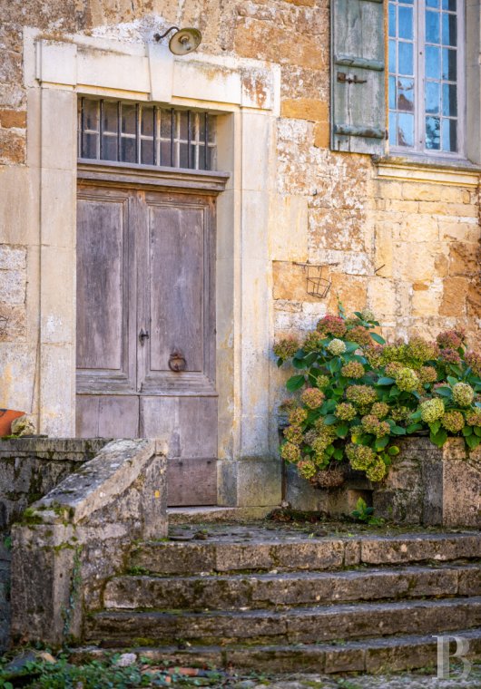 character properties France midi pyrenees   - 3