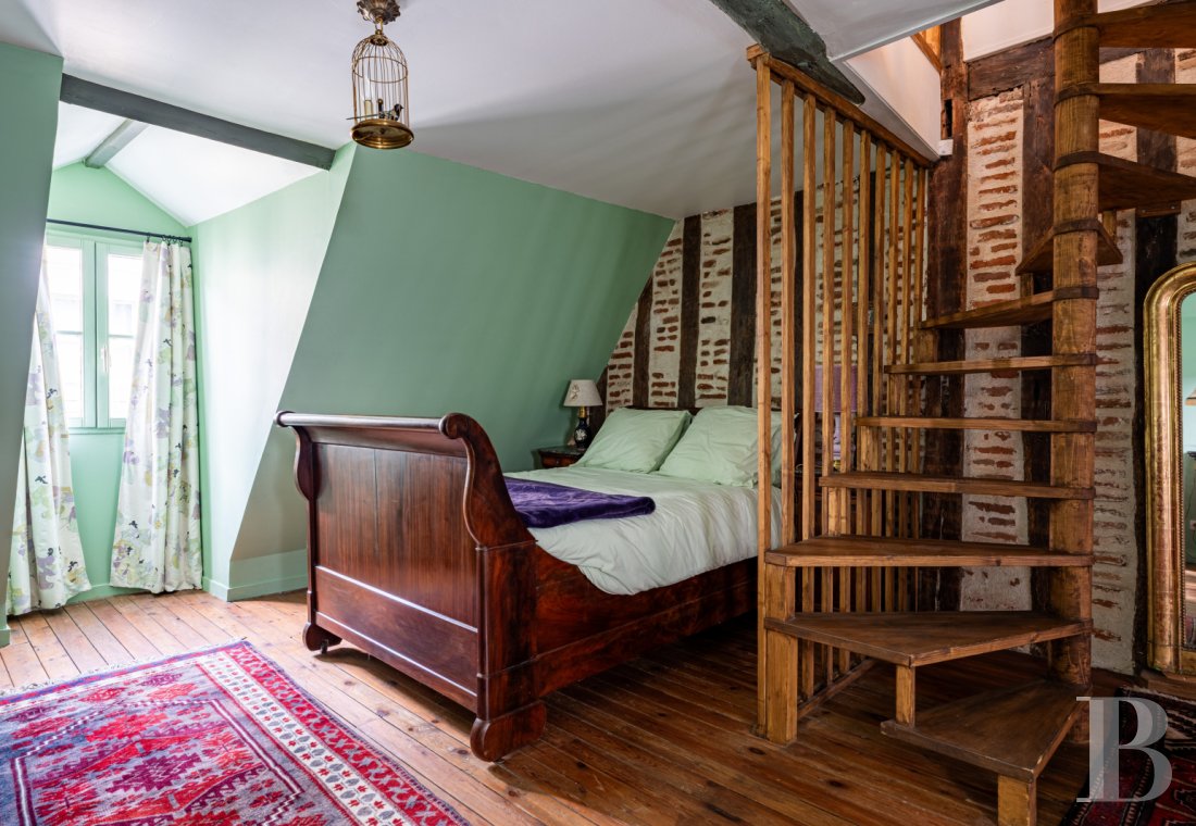 Dans le centre de Tours, une maison à colombages du 15e siècle - photo  n°14