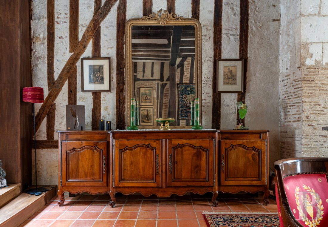 Dans le centre de Tours, une maison à colombages du 15e siècle - photo  n°4