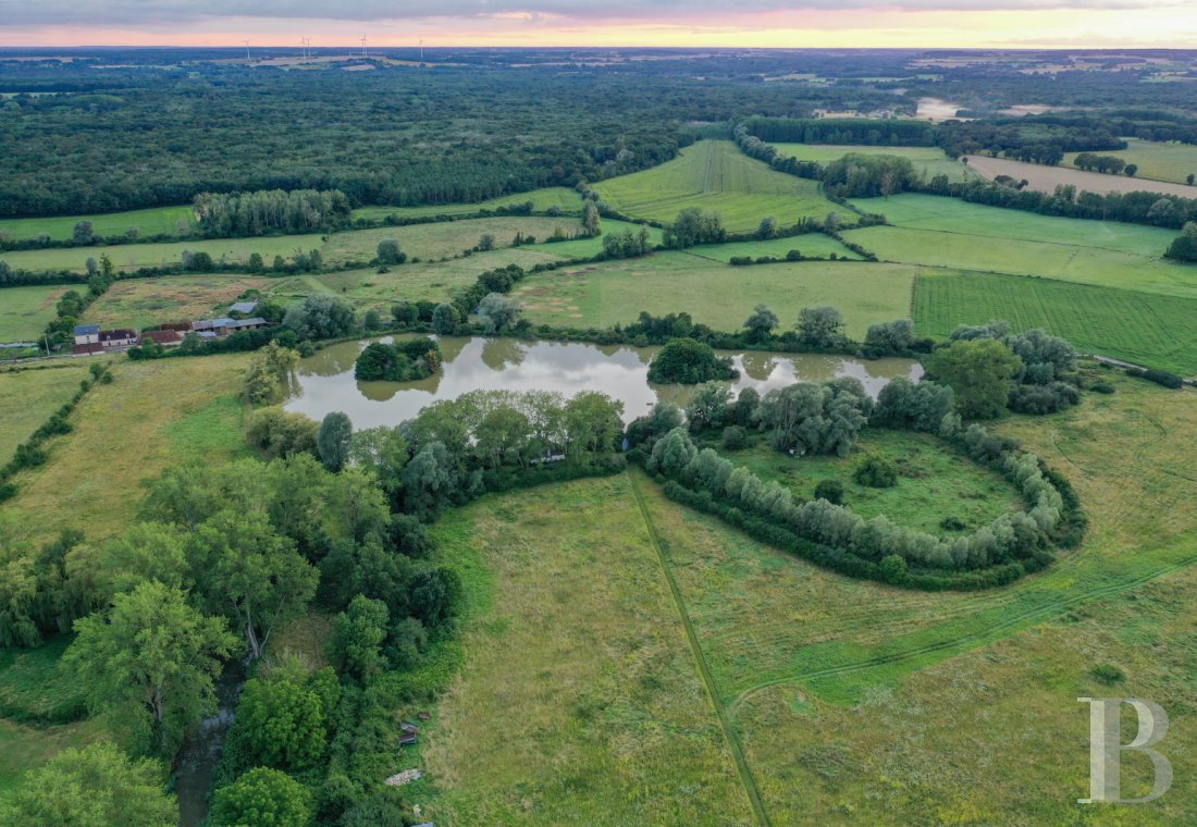 chateaux for sale France center val de loire   - 23