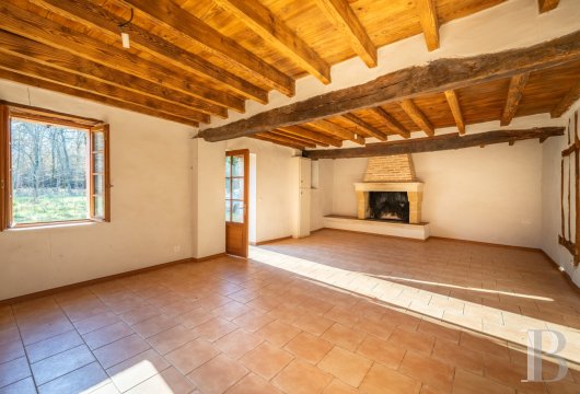 character properties France aquitaine   - 3