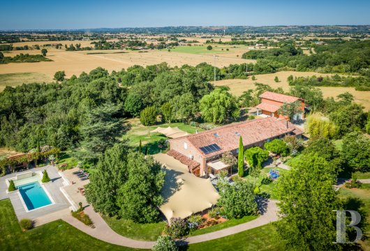 midi-pyrenees - A 19th-century family home carefully renovated into a bucolic event space, with tree-filled grounds and a remarkable swimming pool, twenty minutes to the south of Toulouse