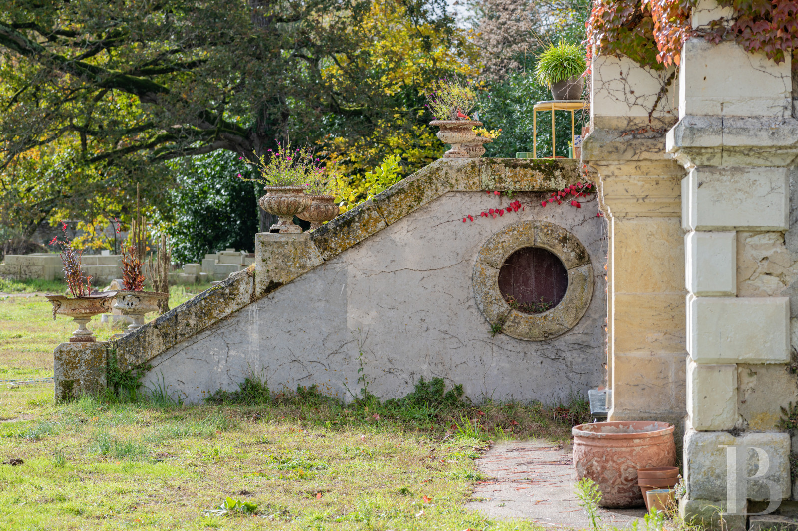 A 19th-century hunting lodge, transformed into a château focusing on the arts near Richelieu, in Indre-et-Loire - photo  n°3