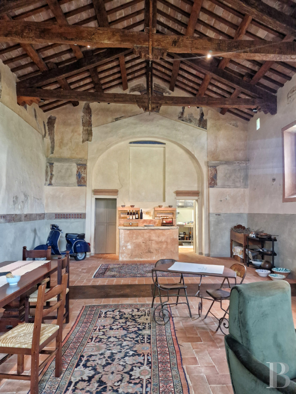 En Italie, au sud-est de Bologne, une ancienne église du 13e siècle et sa maison attenante - photo  n°11