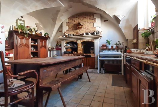 mansion houses for sale France burgundy   - 11