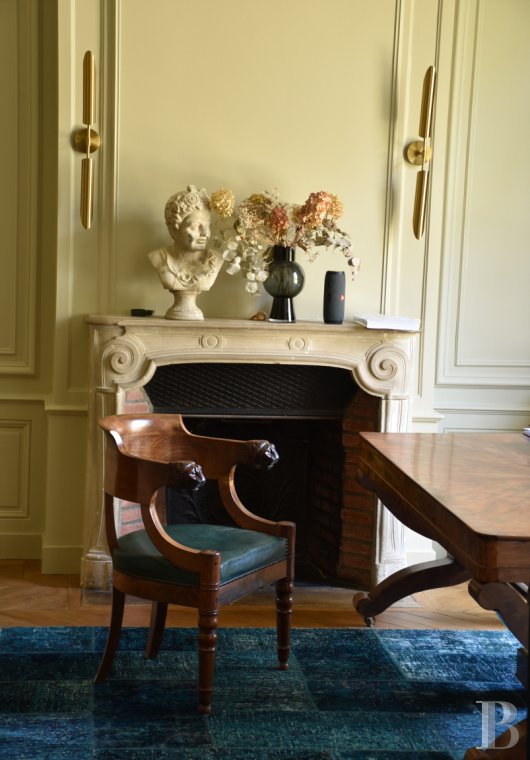 properties in town burgundy   - 10