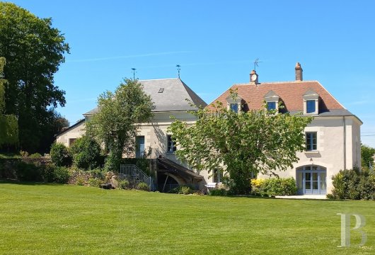 center-val-de-loire - A restored 18th-century mill, outbuildings and 2.5 ha of grounds  30 minutes from Tours in the Centre-Val de Loire region 