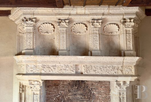 aquitaine - A 16th-century, 4-storey private mansion, listed as a Historical Monument and  located within the historical centre of Périgueux in the Nouvelle-Aquitaine region
