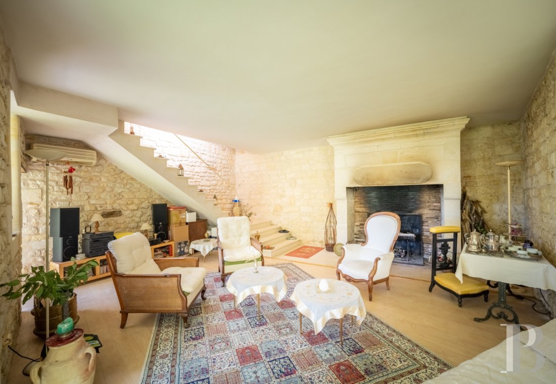 properties in town poitou charentes   - 2 properties in town poitou charentes   - 2