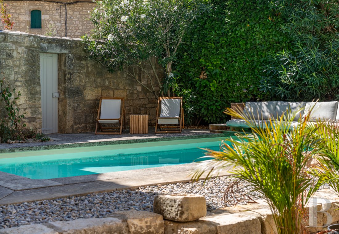 A village château dating back to the 12th century between Nîmes and Uzès in the Gard - photo  n°33