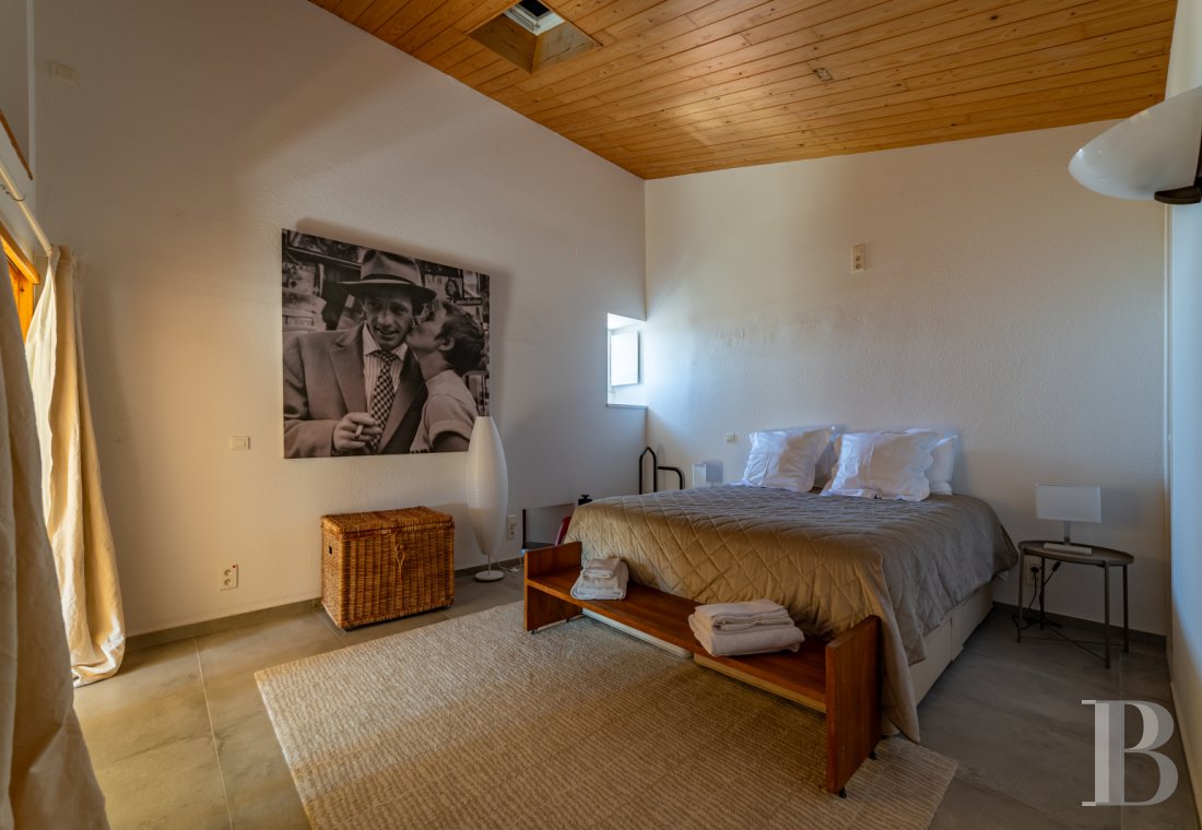 A village château dating back to the 12th century between Nîmes and Uzès in the Gard - photo  n°22