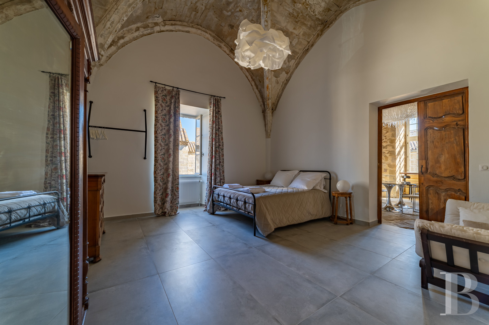 A village château dating back to the 12th century between Nîmes and Uzès in the Gard - photo  n°10