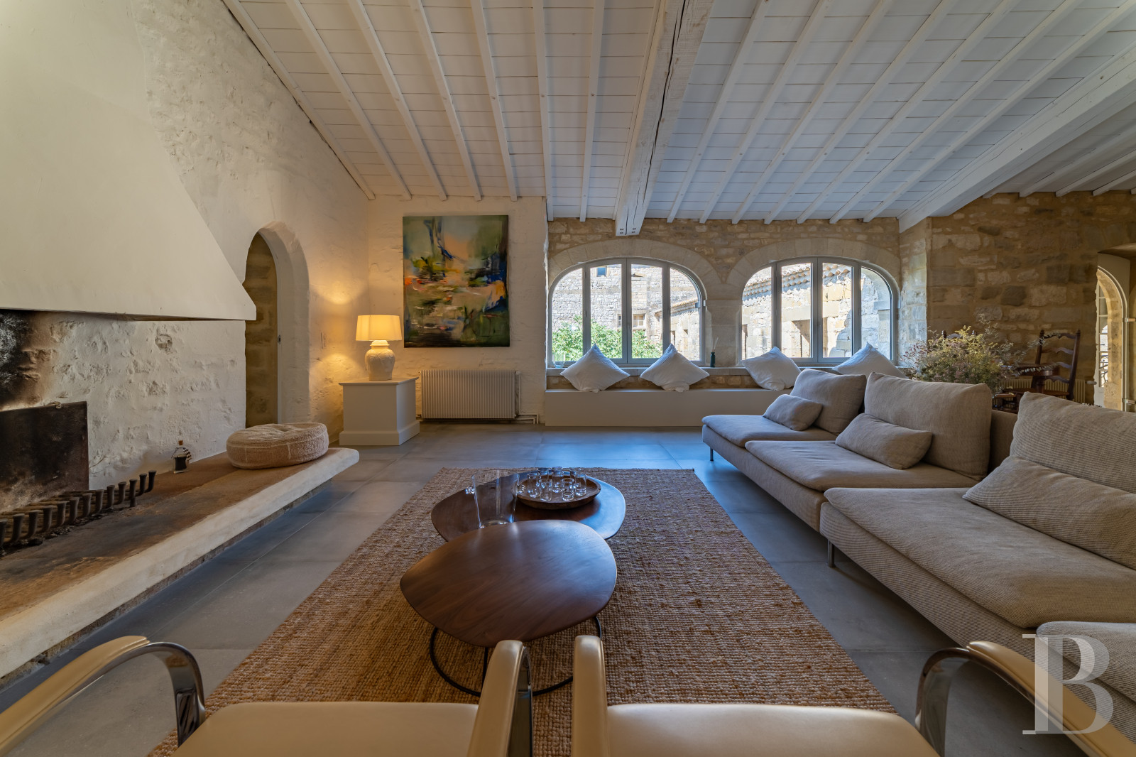 A village château dating back to the 12th century between Nîmes and Uzès in the Gard - photo  n°6