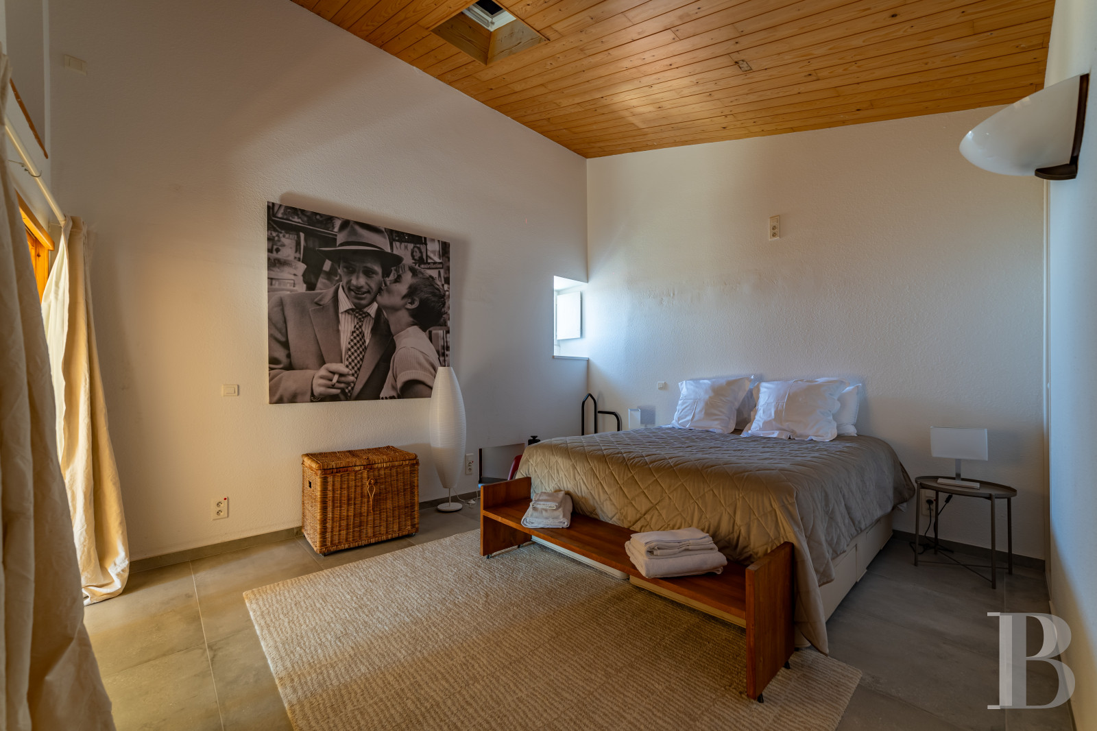 A village château dating back to the 12th century between Nîmes and Uzès in the Gard - photo  n°22