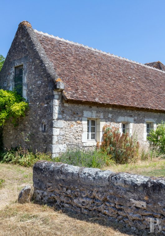 An almost entirely preserved former 12th-century priory in Azay-sur-Cher, near Tours - photo  n°37