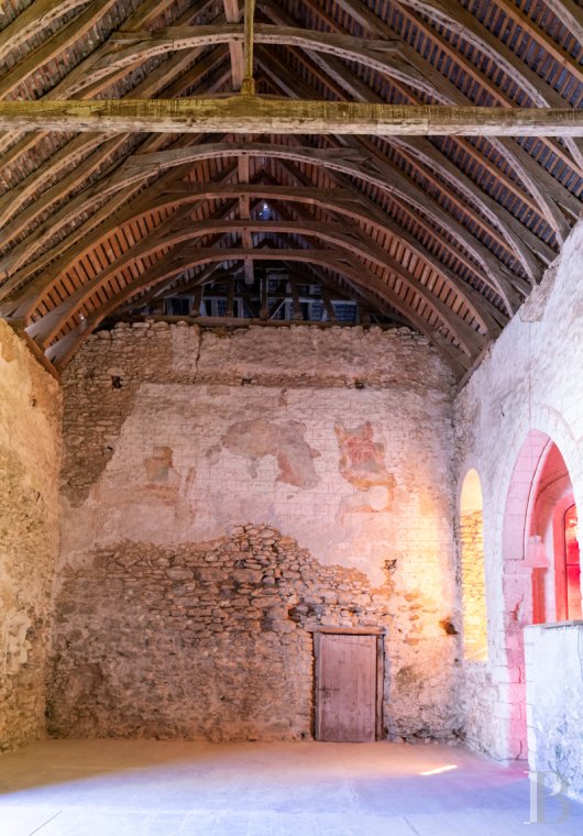 An almost entirely preserved former 12th-century priory in Azay-sur-Cher, near Tours - photo  n°28