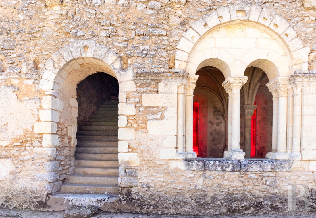 An almost entirely preserved former 12th-century priory in Azay-sur-Cher, near Tours - photo  n°25