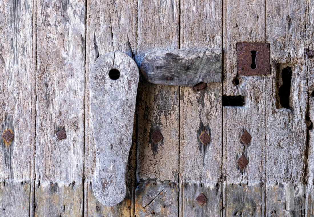 An almost entirely preserved former 12th-century priory in Azay-sur-Cher, near Tours - photo  n°8