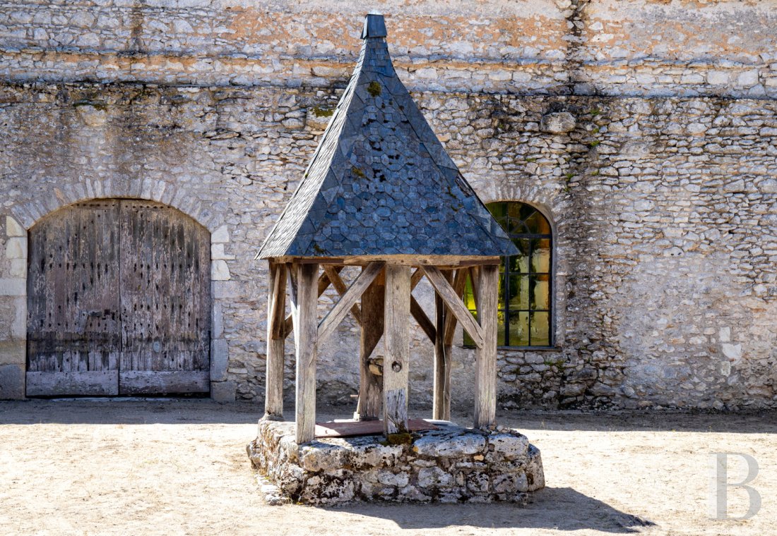 An almost entirely preserved former 12th-century priory in Azay-sur-Cher, near Tours - photo  n°13