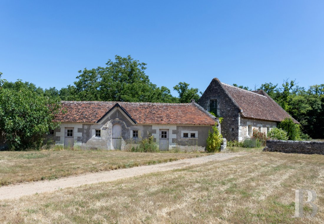 An almost entirely preserved former 12th-century priory in Azay-sur-Cher, near Tours - photo  n°34