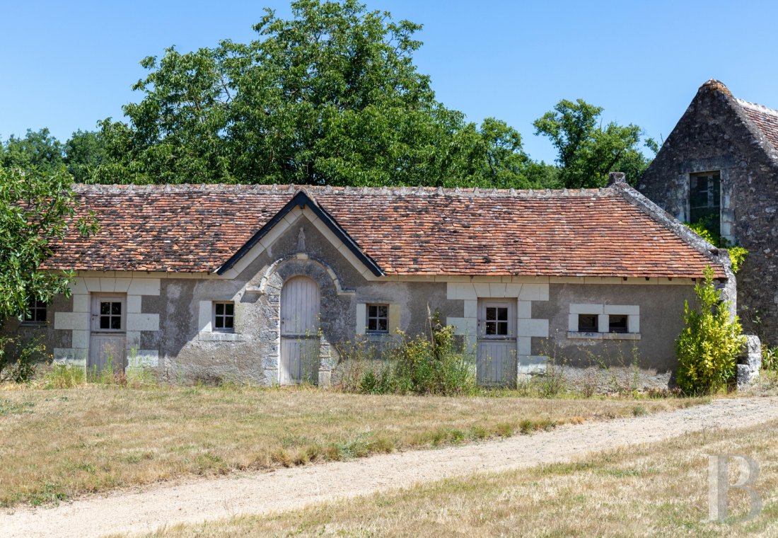 An almost entirely preserved former 12th-century priory in Azay-sur-Cher, near Tours - photo  n°18