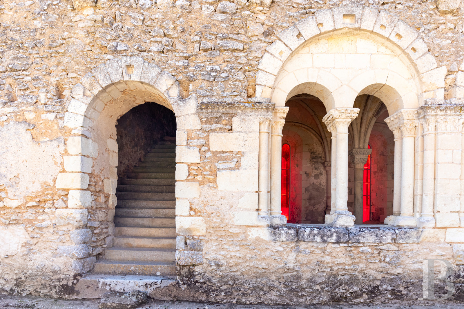 An almost entirely preserved former 12th-century priory in Azay-sur-Cher, near Tours - photo  n°25