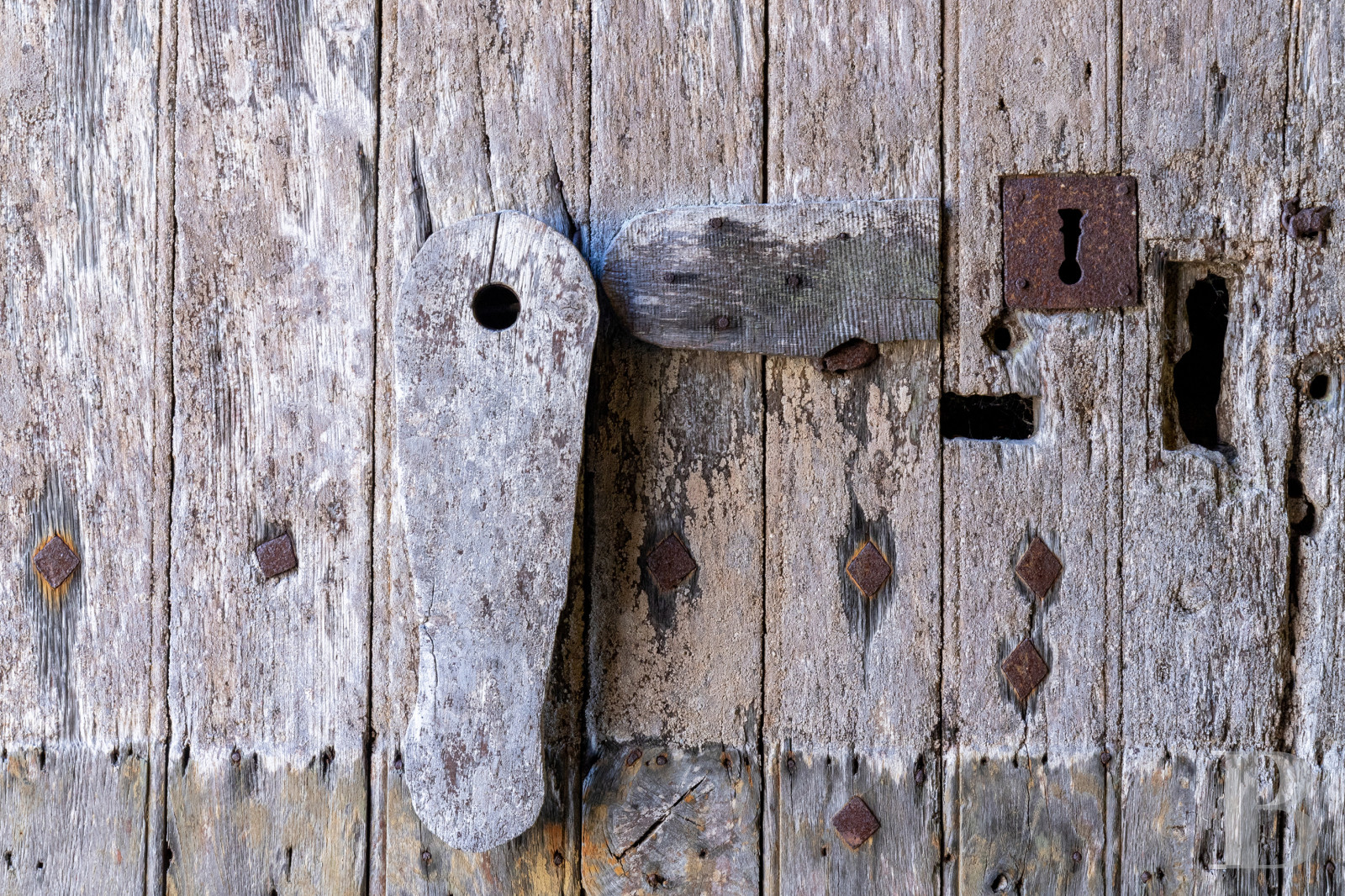 An almost entirely preserved former 12th-century priory in Azay-sur-Cher, near Tours - photo  n°8