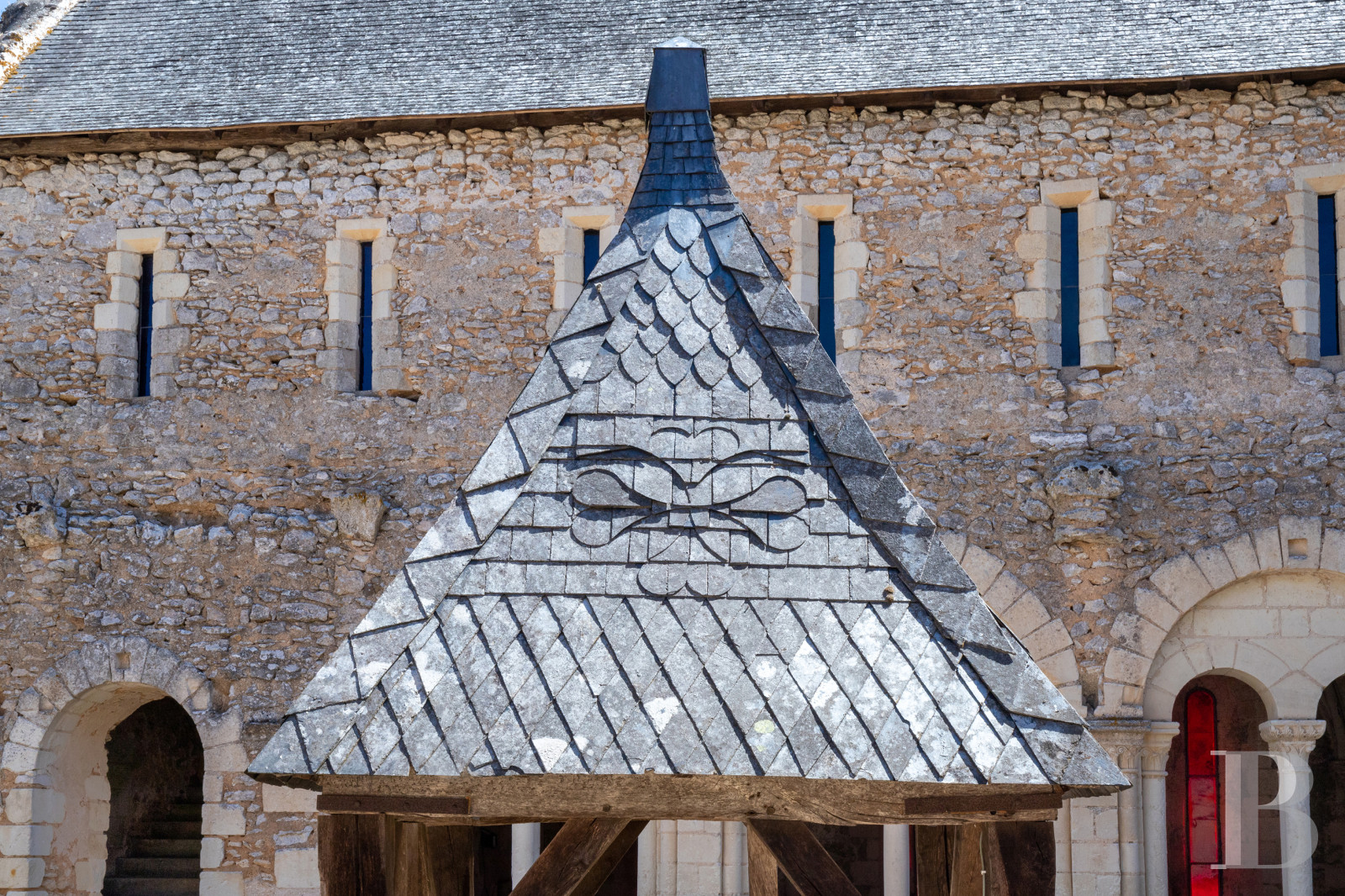 An almost entirely preserved former 12th-century priory in Azay-sur-Cher, near Tours - photo  n°15