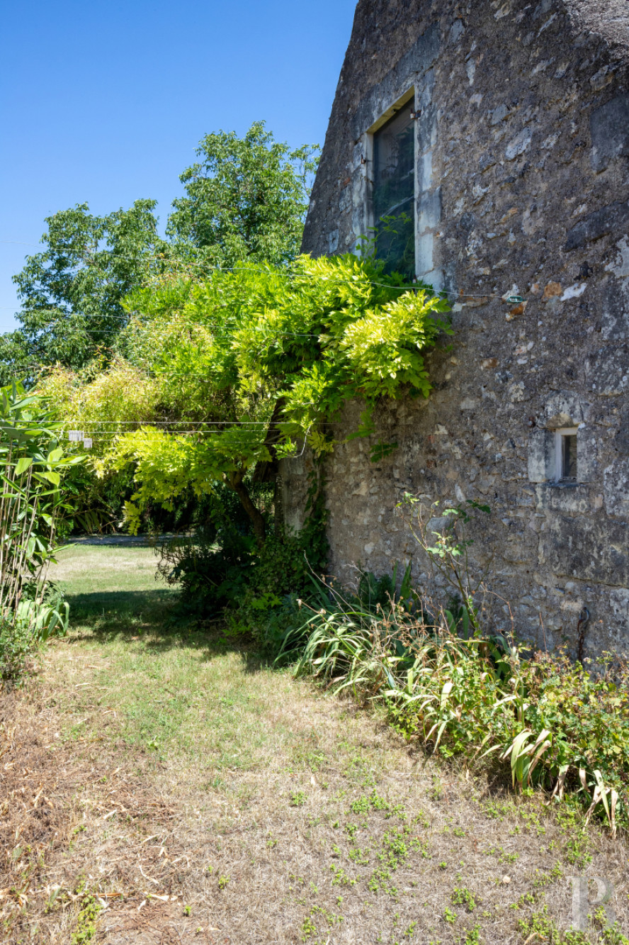 An almost entirely preserved former 12th-century priory in Azay-sur-Cher, near Tours - photo  n°16