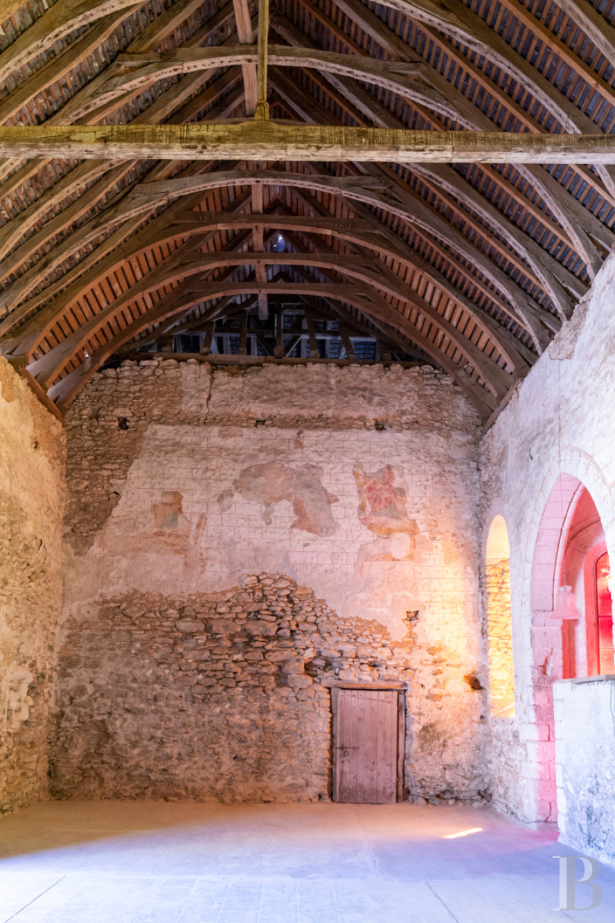 An almost entirely preserved former 12th-century priory in Azay-sur-Cher, near Tours - photo  n°28