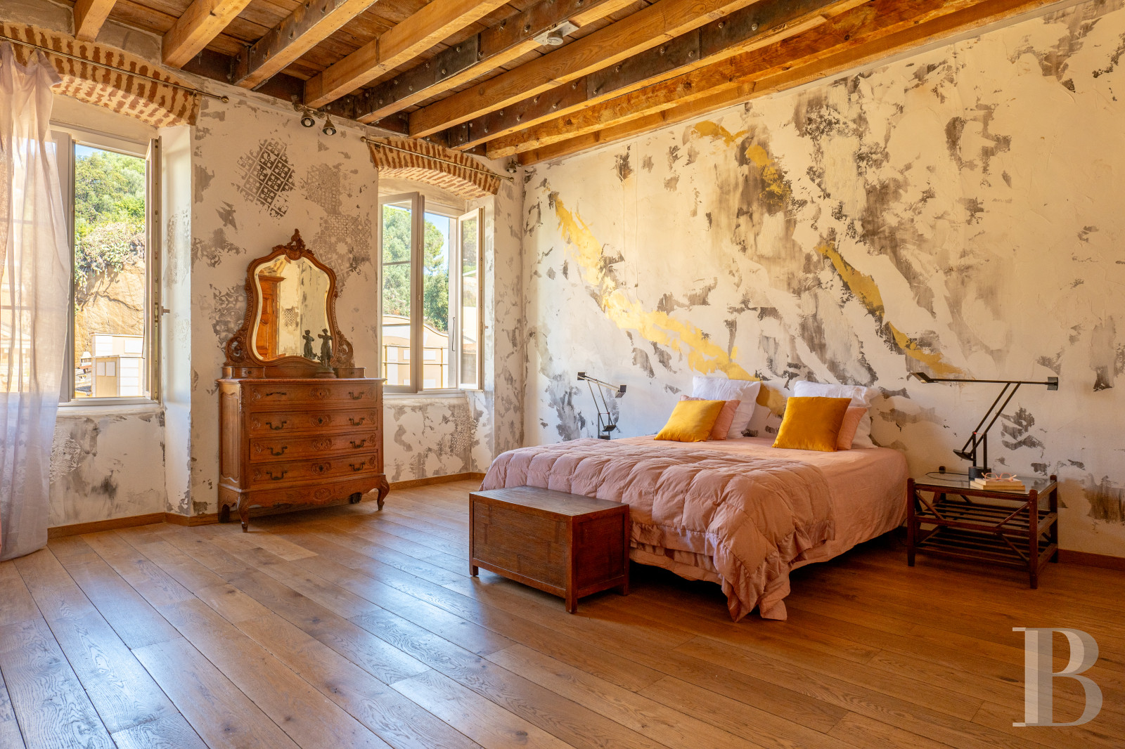 En Corse, dans le centre historique d’Ajaccio, un appartement lumineux avec une large vue sur le golfe - photo  n°6