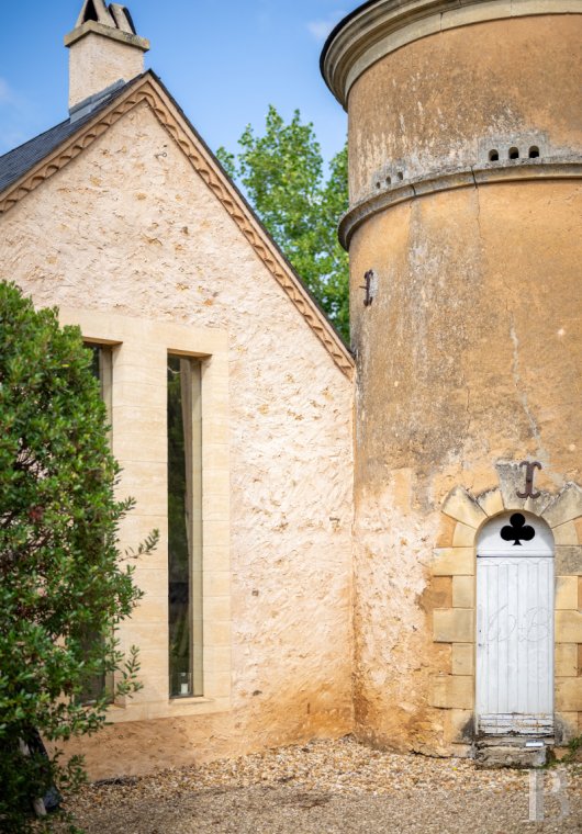 A completely renovated 19th-century country house and its farm south of Périgueux, in the Périgord Noir region  - photo  n°6