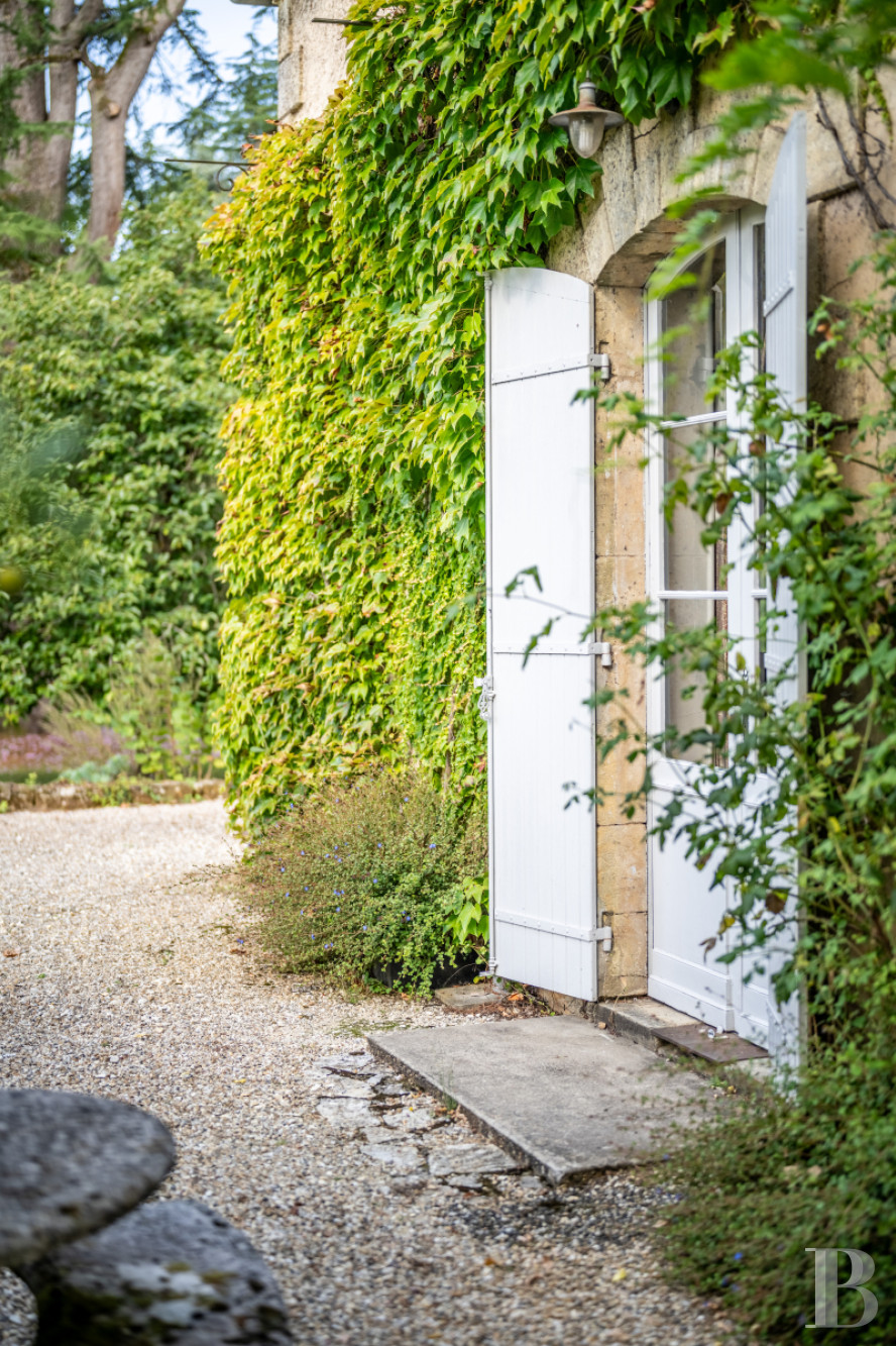 A completely renovated 19th-century country house and its farm south of Périgueux, in the Périgord Noir region  - photo  n°9