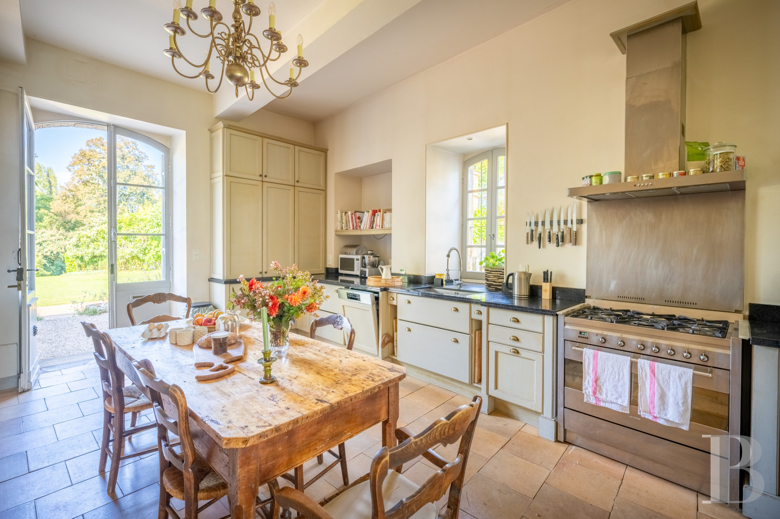A completely renovated 19th-century country house and its farm south of Périgueux, in the Périgord Noir region  - photo  n°19