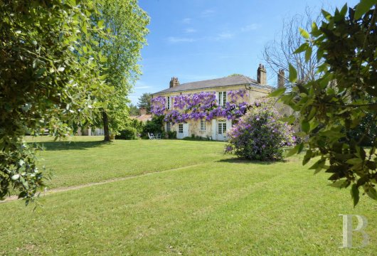 pays-de-loire - An 18th-century house with outbuildings, a swimming pool, a pond and 3.8 hectares of grounds, nestled halfway between the city of Nantes and the Atlantic coast