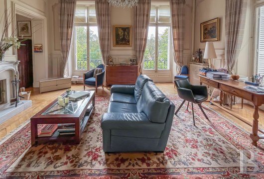 upper-normandy - A two-bedroom apartment on the ground floor of a 19th-century chateau, in the Pays de Caux sector, 180 km from Paris and 30 km from Honfleur