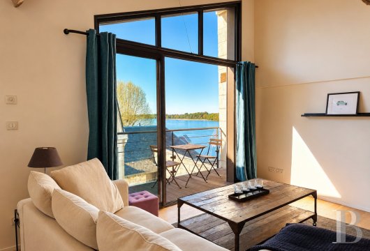 pays-de-loire - À Montsoreau, entre vignes et coteau, une maison rénovée sur les hauteurs de la Loire