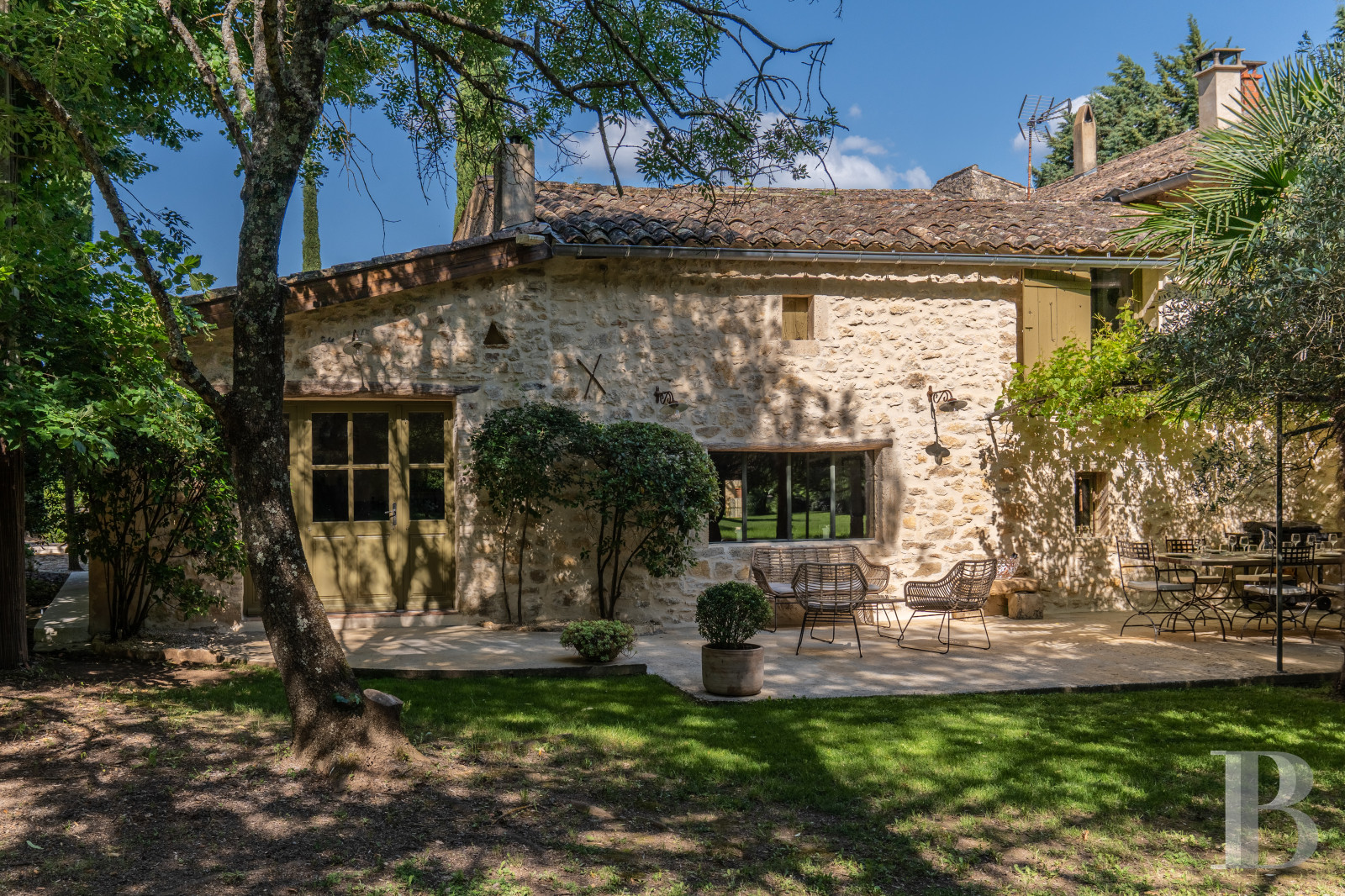 À Sabran, dans le Gard, un mas de la fin du 18e siècle entre vignes et sous-bois - photo  n°22