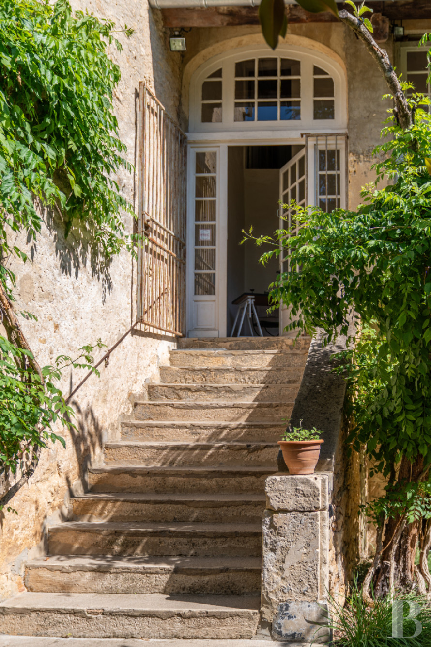 À Sabran, dans le Gard, un mas de la fin du 18e siècle entre vignes et sous-bois - photo  n°42