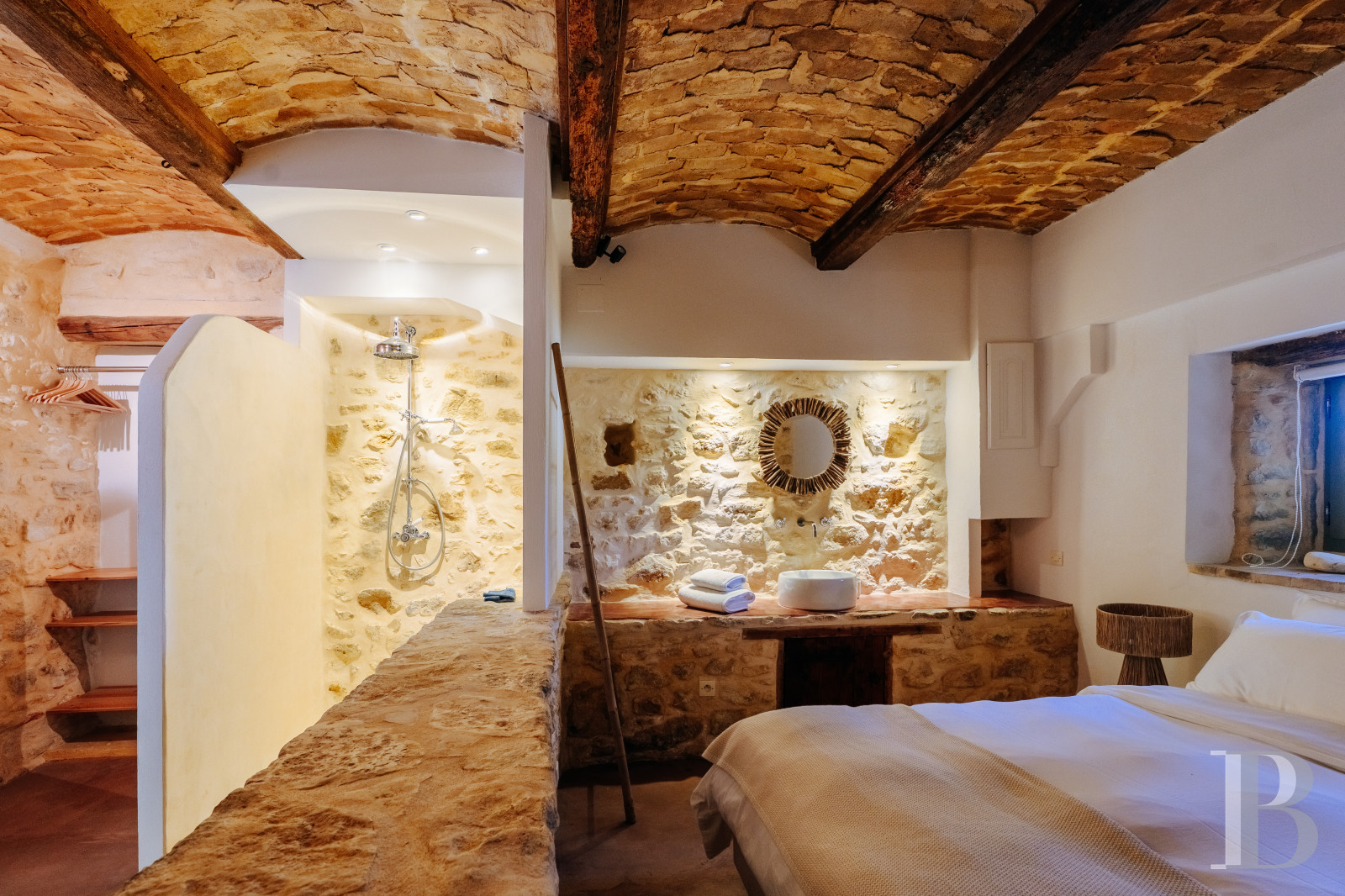 À Sabran, dans le Gard, un mas de la fin du 18e siècle entre vignes et sous-bois - photo  n°37