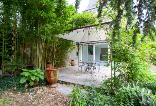 center-val-de-loire - A 19th century townhouse with a 600 m² garden on the edge of Tours, near to the Pont Napoleon and Pont Wilson bridges