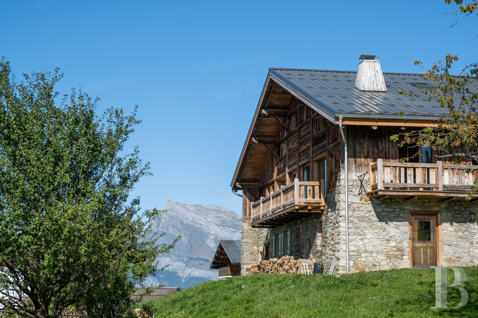 A 19th-century farmhouse preserved in its original state and completely renovated at the foot of Mont d'Arbois, in Megève - photo  n°45