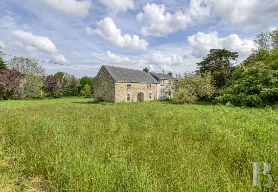 character properties France brittany   - 8