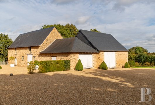chateaux a vendre pays de loire   - 17