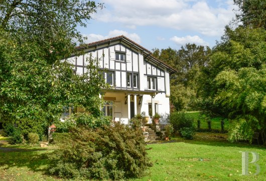 limousin - A Basque-style house, its swimming pool and landscaped garden,  20 minutes to the southeast of Limoges in the Nouvelle-Aquitaine region