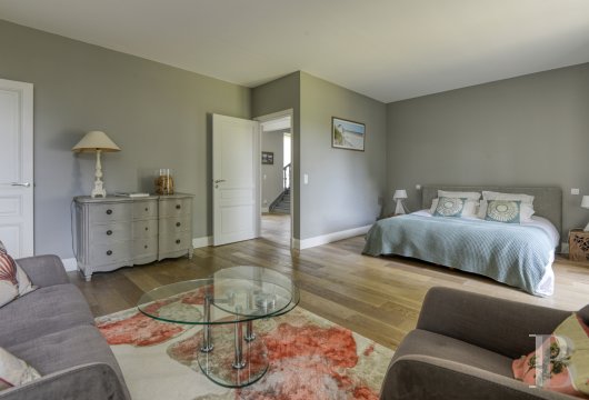 character properties France pays de loire   - 13