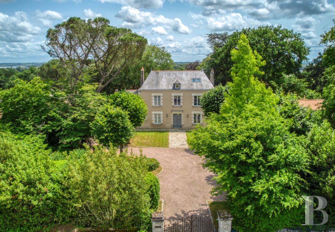 character properties France pays de loire   - 1