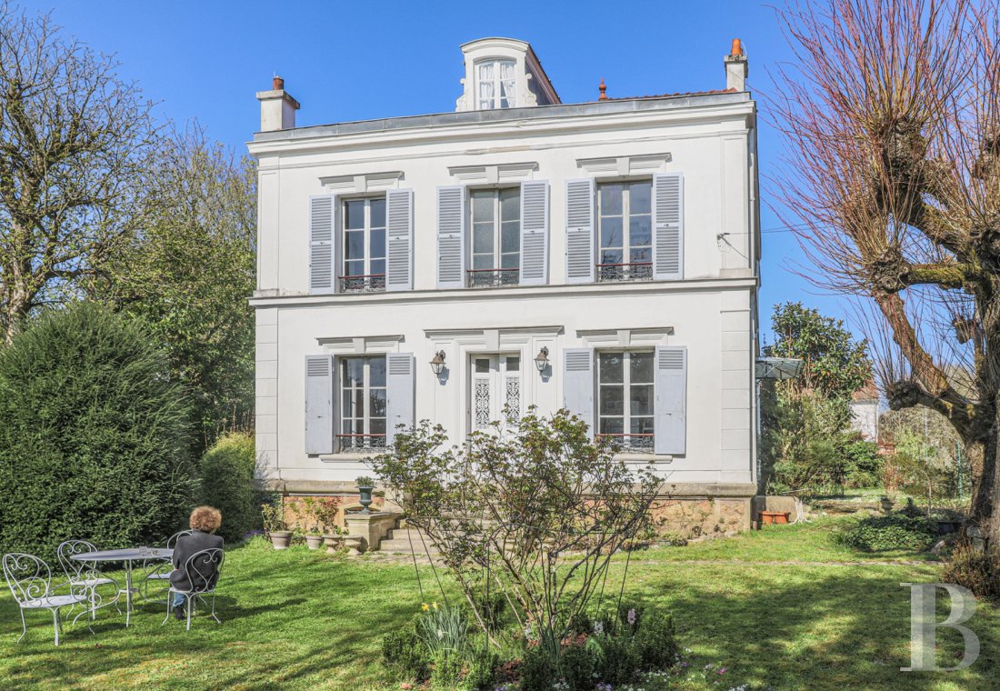 character properties France ile de france   - 1