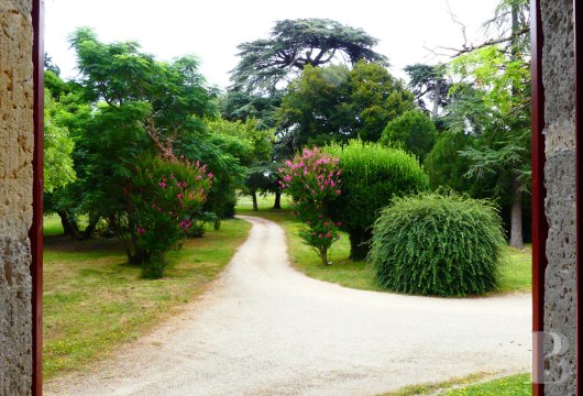 chateaux a vendre aquitaine   - 33