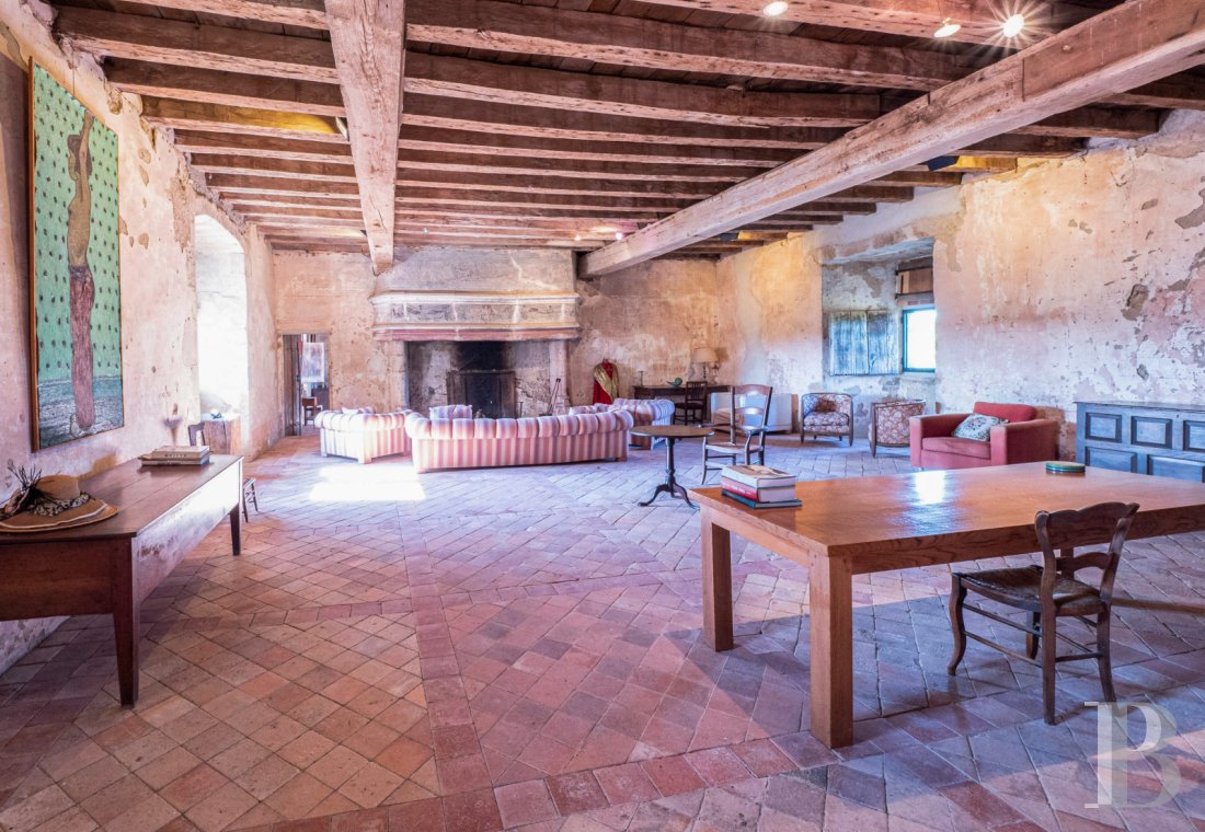 Château · Châtelperron